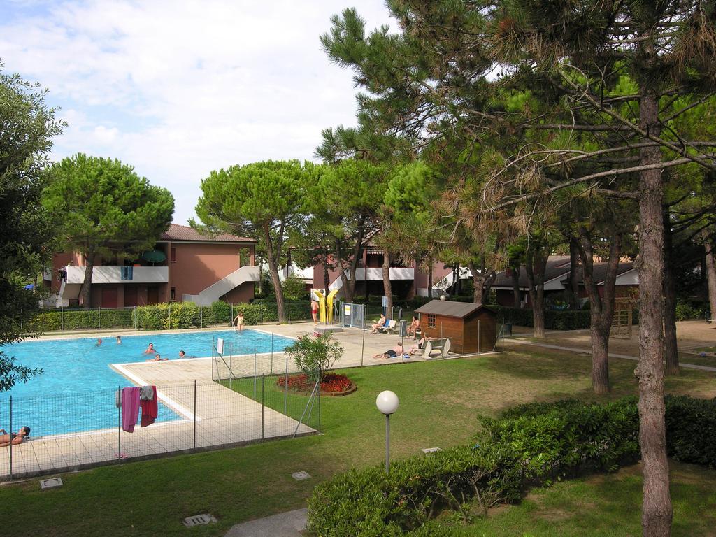 Appartamenti Azzurro Bibione Esterno foto