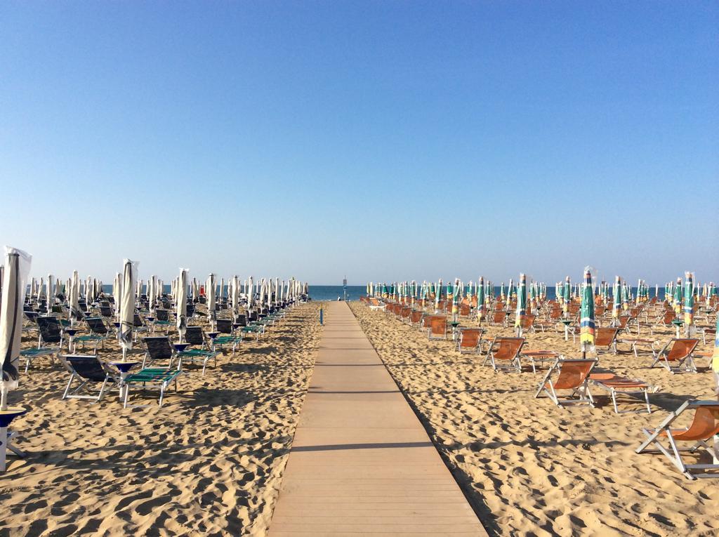Appartamenti Azzurro Bibione Esterno foto